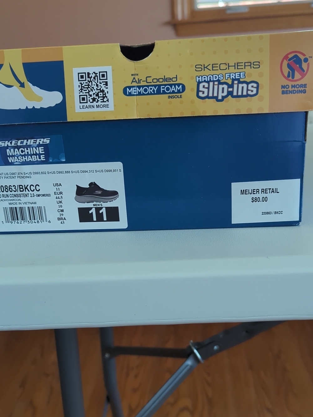Skechers Navy Blue and Yellow Mens  Slip-Ins Box